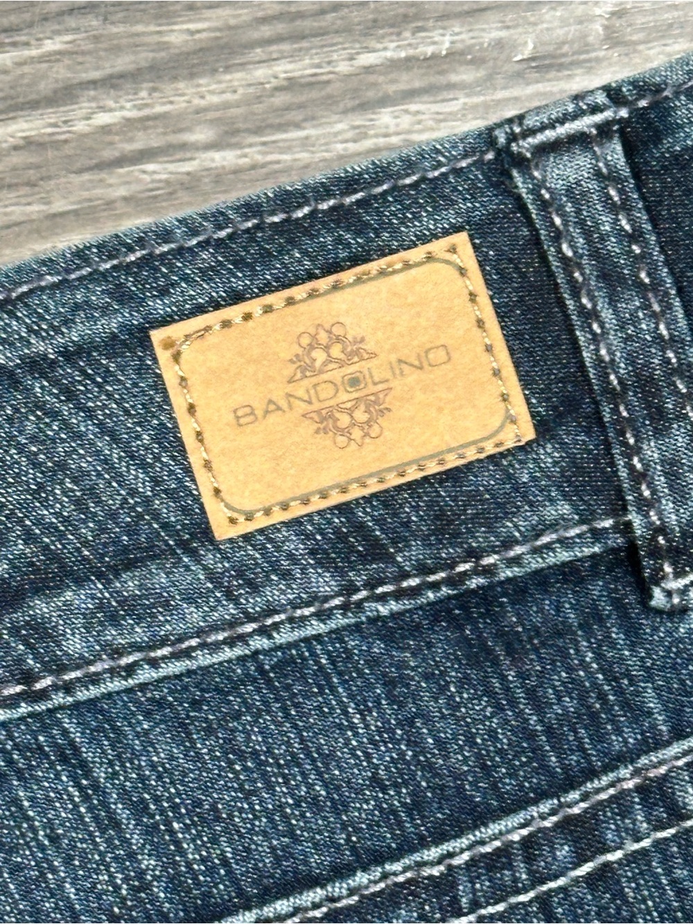 NWT BANDOLINO BOHEME Mykonos Wash Cuffed Cropped Jeans 16 - Picture 12 of 13